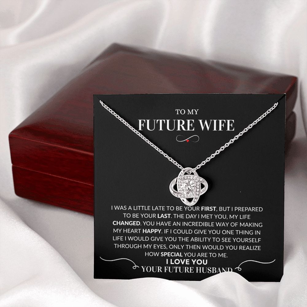 Future Wife - Incredible - Love Knot Necklace